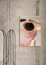 Ladda upp bild till gallerivisning, Skin Deep 01
