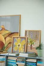 Ladda upp bild till gallerivisning, Flower with Checks 03 30x30
