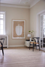 Ladda upp bild till gallerivisning, Sketch Vase 01 
