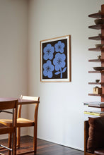 Ladda upp bild till gallerivisning, Blue Flowers 70x70 cm
