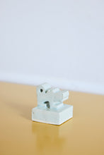 Ladda upp bild till gallerivisning, Zodiac Collectibles - Dog Blue/White
