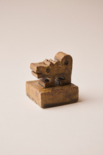 Ladda upp bild till gallerivisning, Zodiac Dog- Brown
