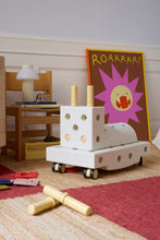 Ladda upp bild till gallerivisning, Roar
