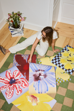 Ladda upp bild till gallerivisning, In Full Bloom 02
