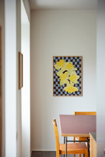 Ladda upp bild till gallerivisning, Flowers with Checks 05
