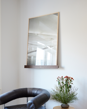 Load image into Gallery viewer, Floating Gallery Shelf - Dark Oak
